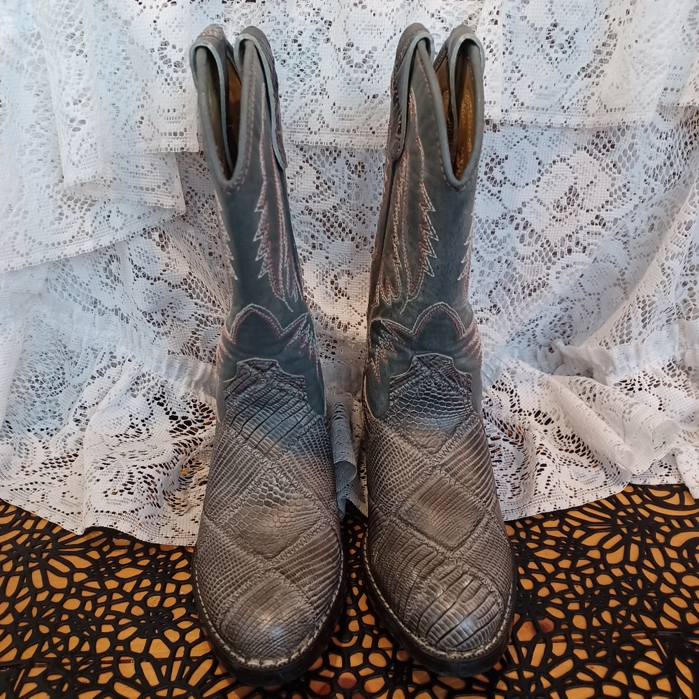 VINTAGE AUTHENTIC WESTERN PLAINS TRADING COMPANY KIDS SIZE 13 COWBOY BOOTS